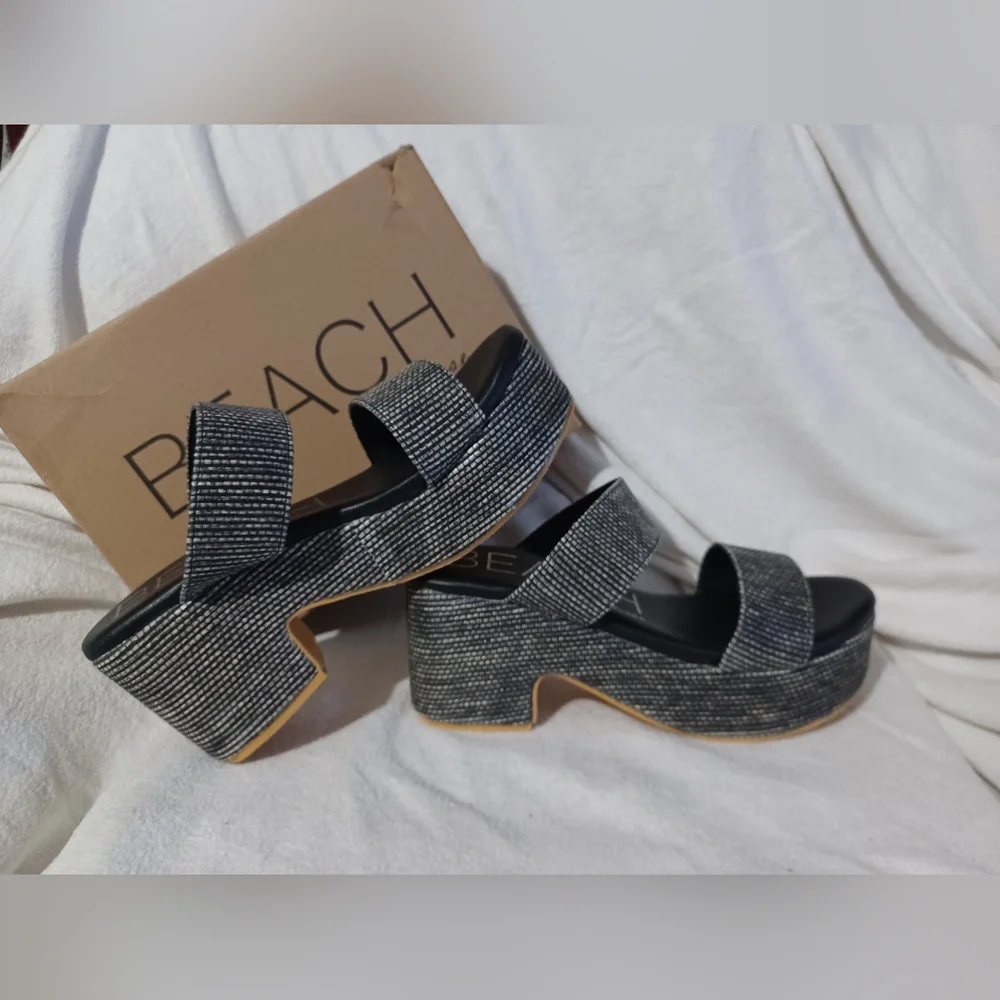 NIB Ocean Ave Platform Sandal Size 9M In Black Multi By Beach By Matisse